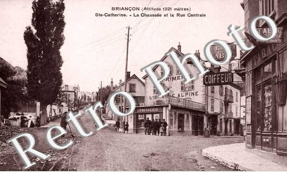 Sainte-Catherine la chaussee et la rue centrale