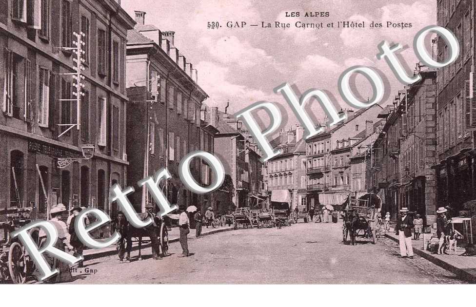 la rue Carnot et l'hotel des postes