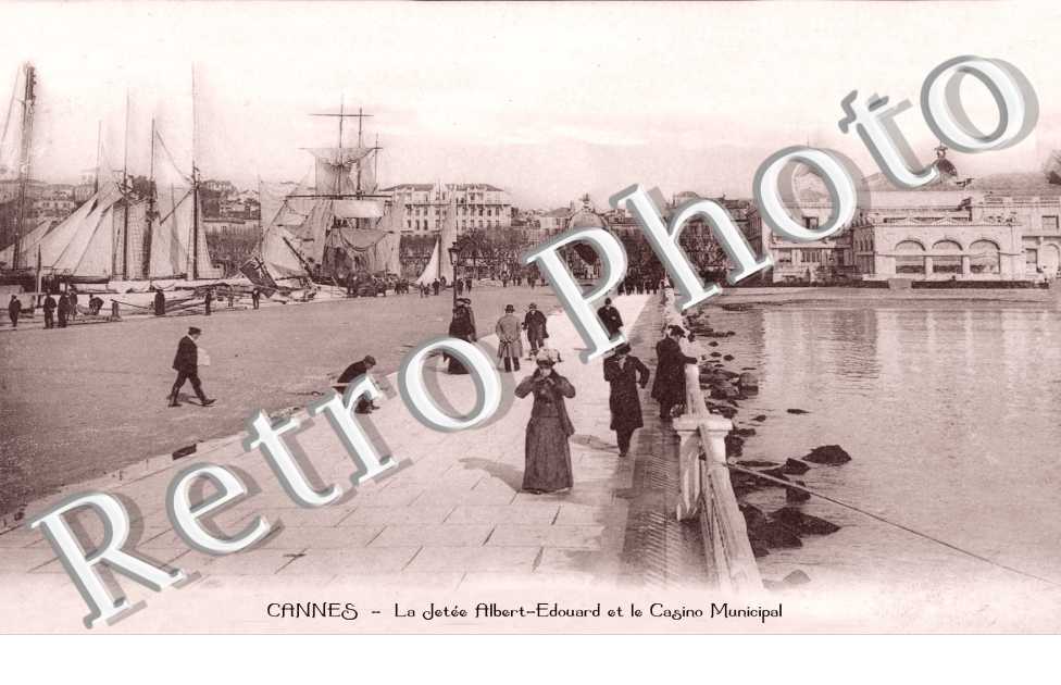 -La Jetee Albert Edouard et le Casino Municipal