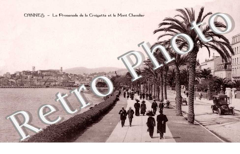 la Promenade de la Croisette et le Mont Chevalier