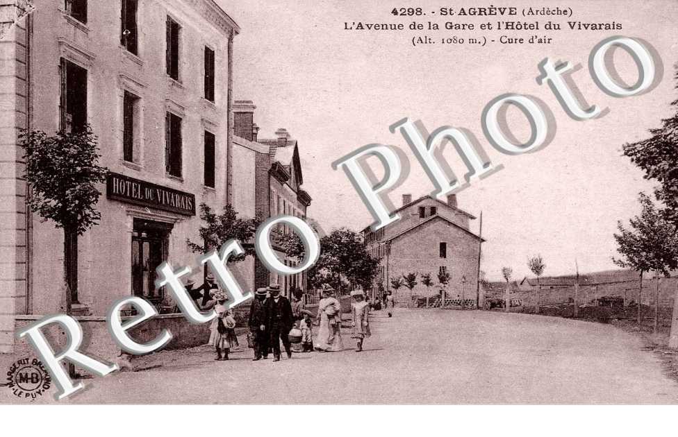 l'avenue de la gare et l'hotel du Vivarais