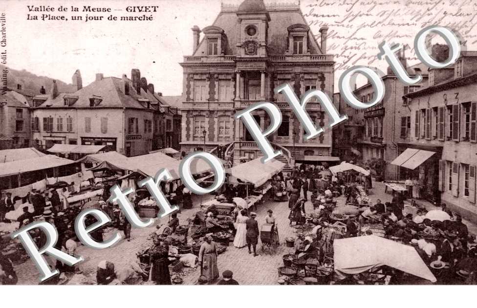 la place un jour de marche