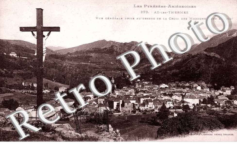 vue generale prise au dessus de la croix des missions