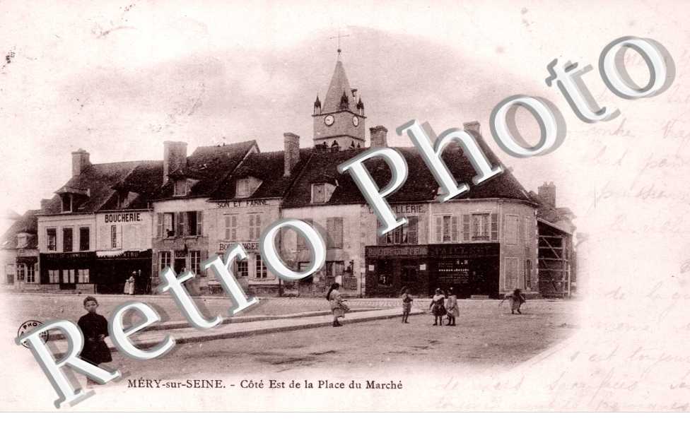 Cote est de la Place du Marche