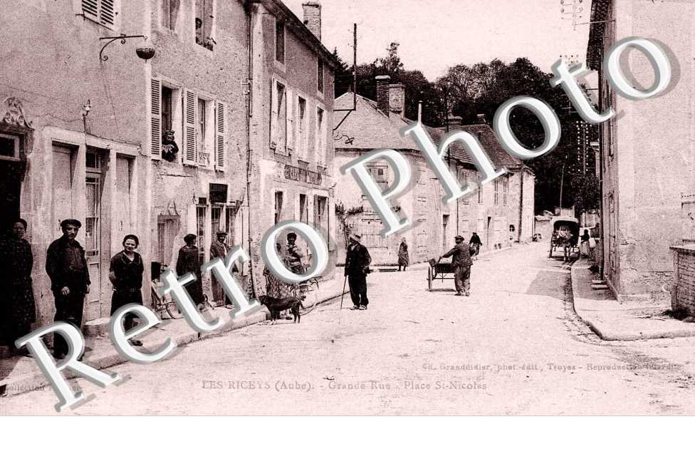 Grande rue  Place Saint Nicolas