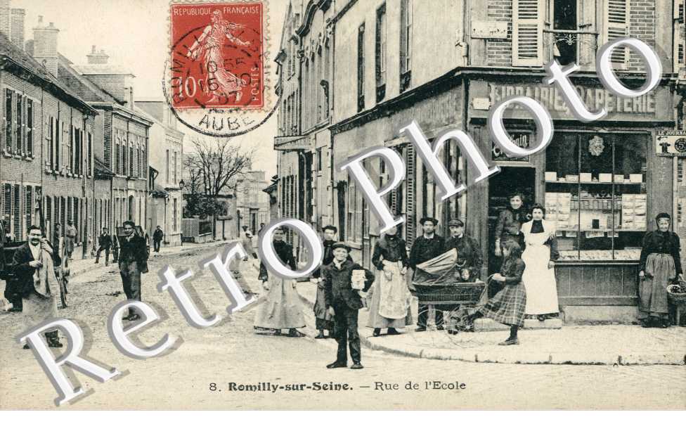 RUE DE L'ECOLE