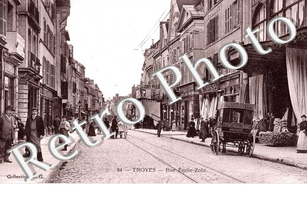 Rue Emile Zola