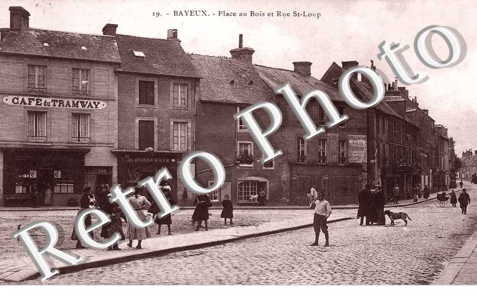place au Bois et rue Saint Loup