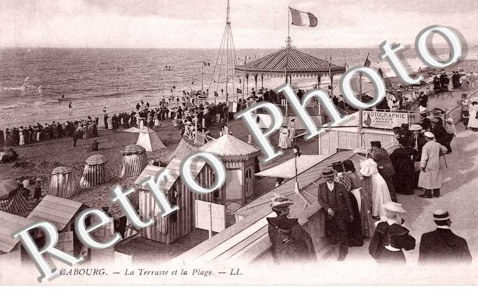 la terrasse et la plage