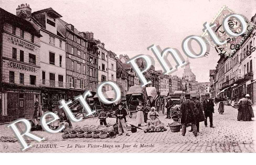 la place Victor Hugo un jour de marche