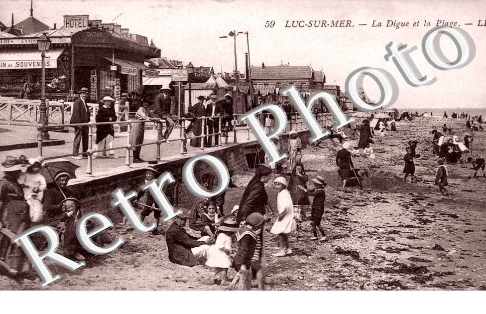 la digue et la plage