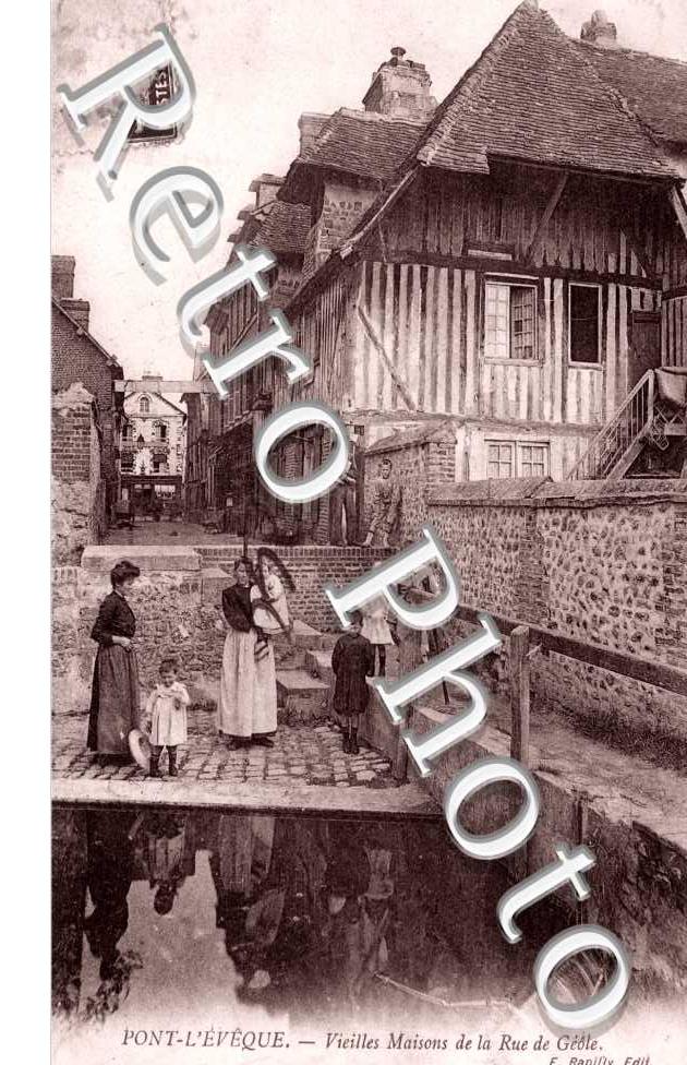 Vieilles maisons de la rue de Geole