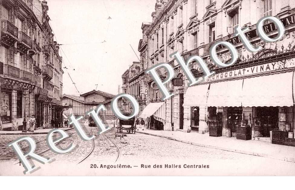 Rue des Halles Centrales