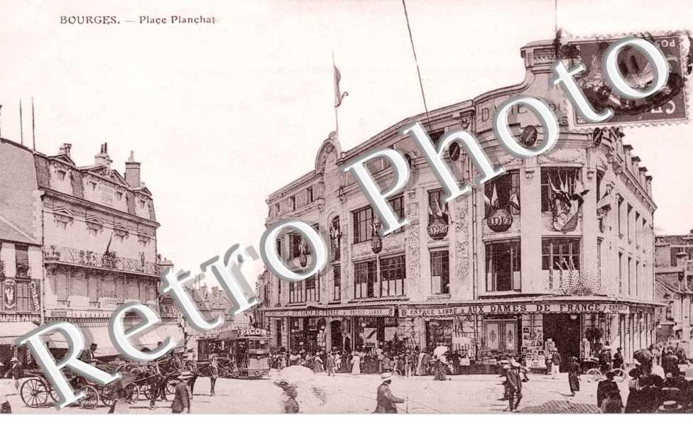 Place Planchat  Aux dames de France