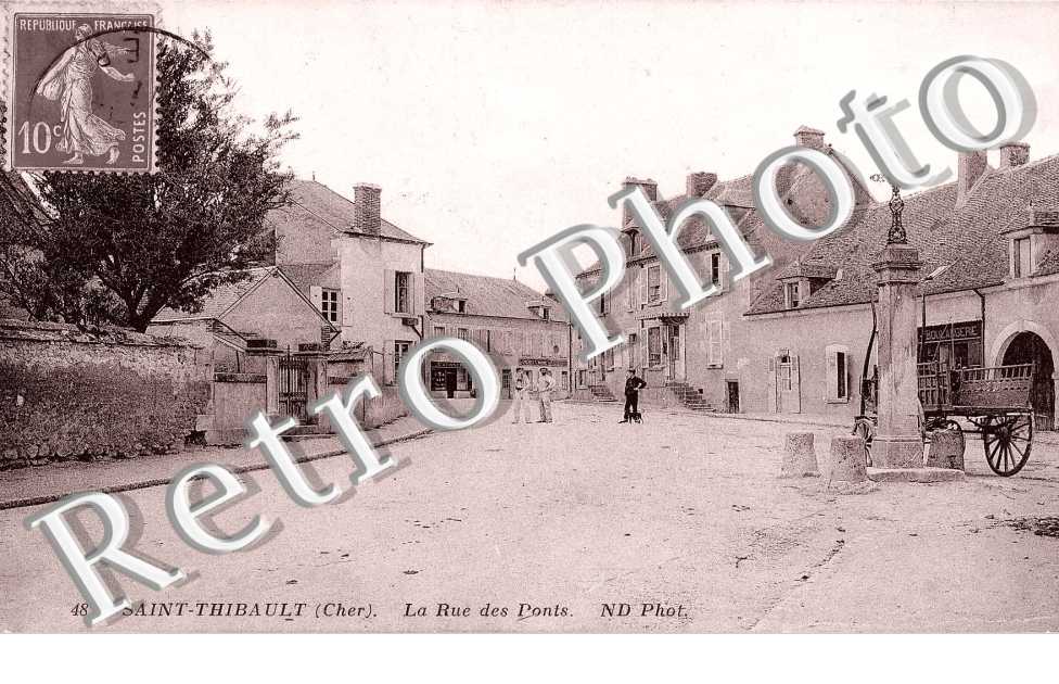 Saint-Thibault - la rue des Ponts