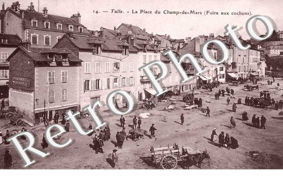 la place du champ de mars (foire aux cochons)