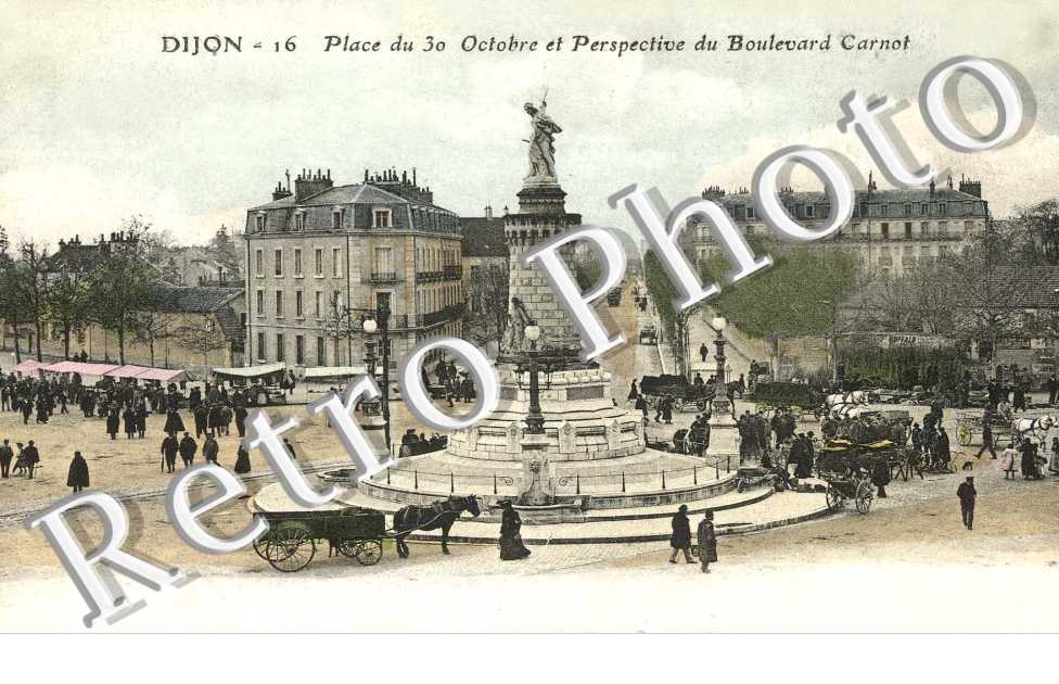 place du 30 octobre et perspective du boulevard Carnot
