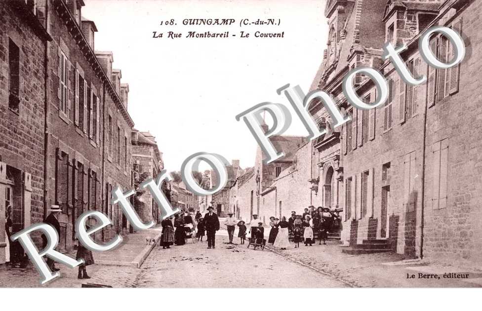 la rue Montbareil - le couvent