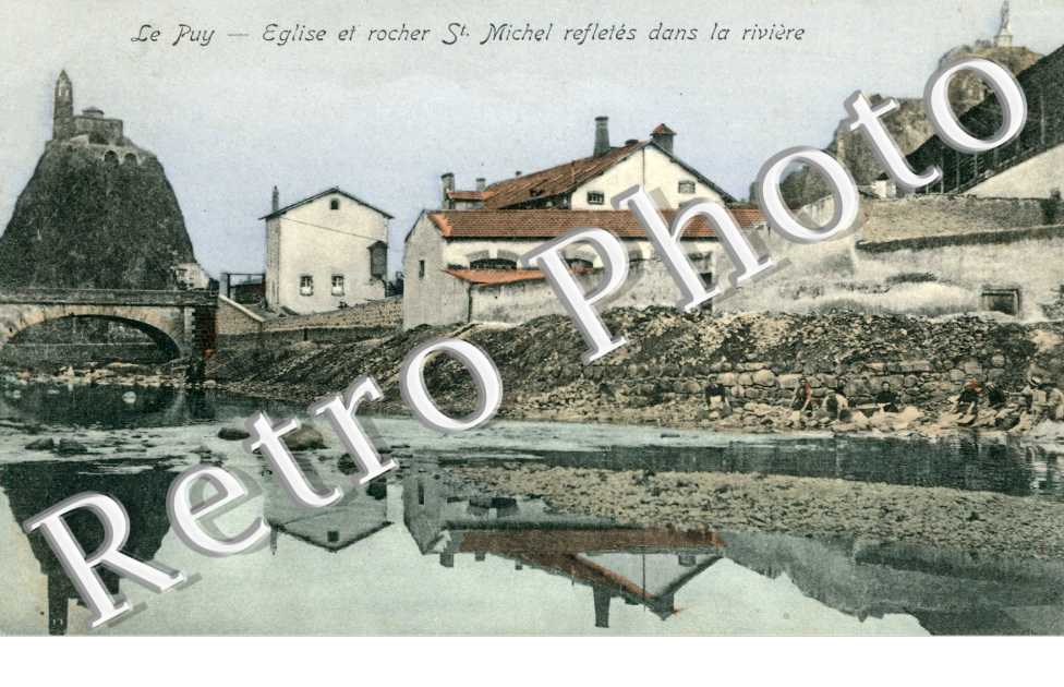 Eglise et Rocher Saint Michel