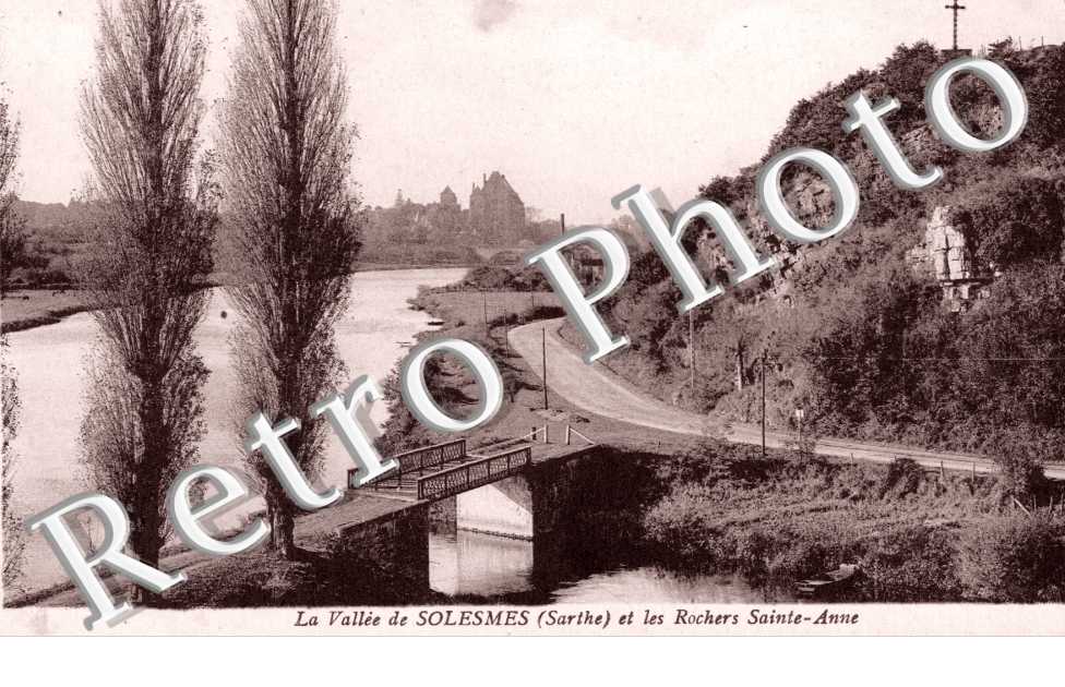 La vallee de Solesmes et les rochers Sainte-Anne