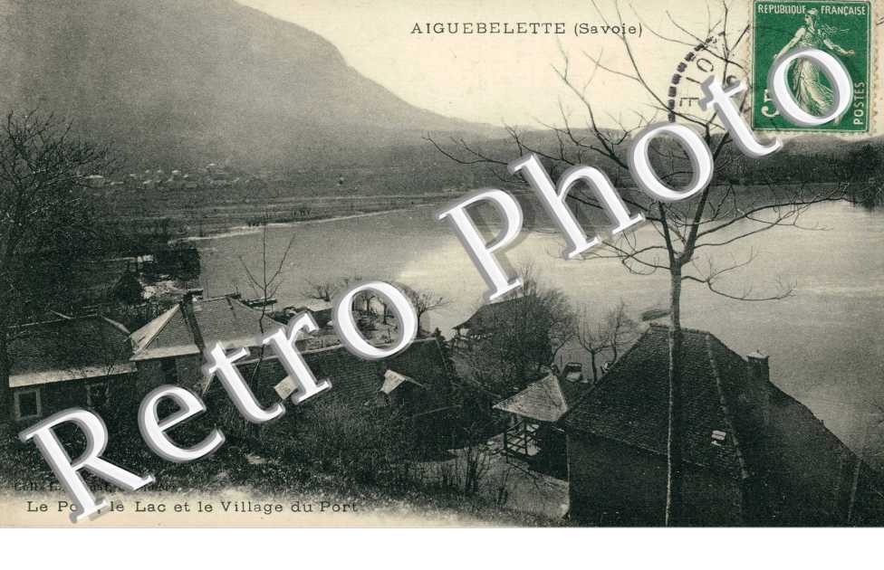 Le Lac et le Village du Port