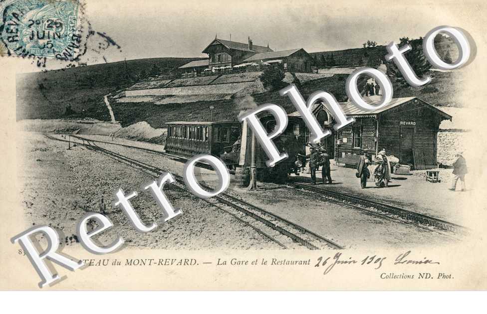 Le Plateau du Mont Revard - La Gare et le Restaurant