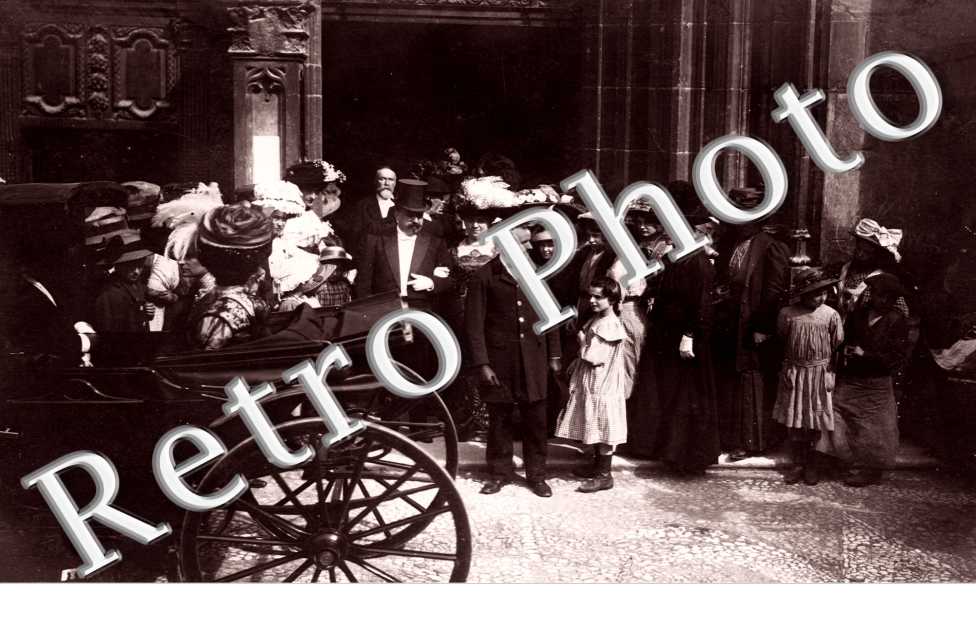Sortie de l'église du President Fallières  - 1910