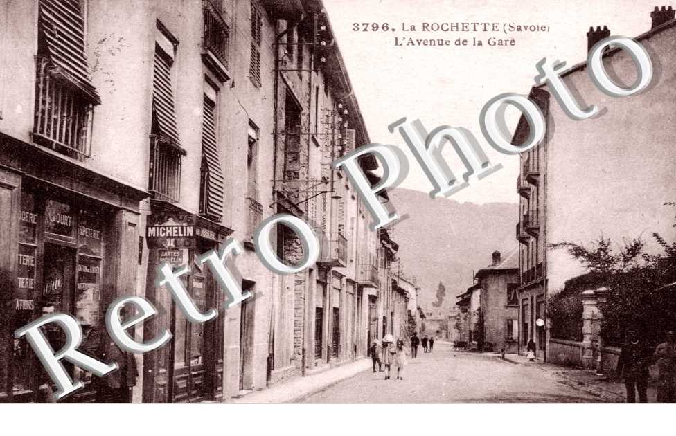 l'avenue de la gare