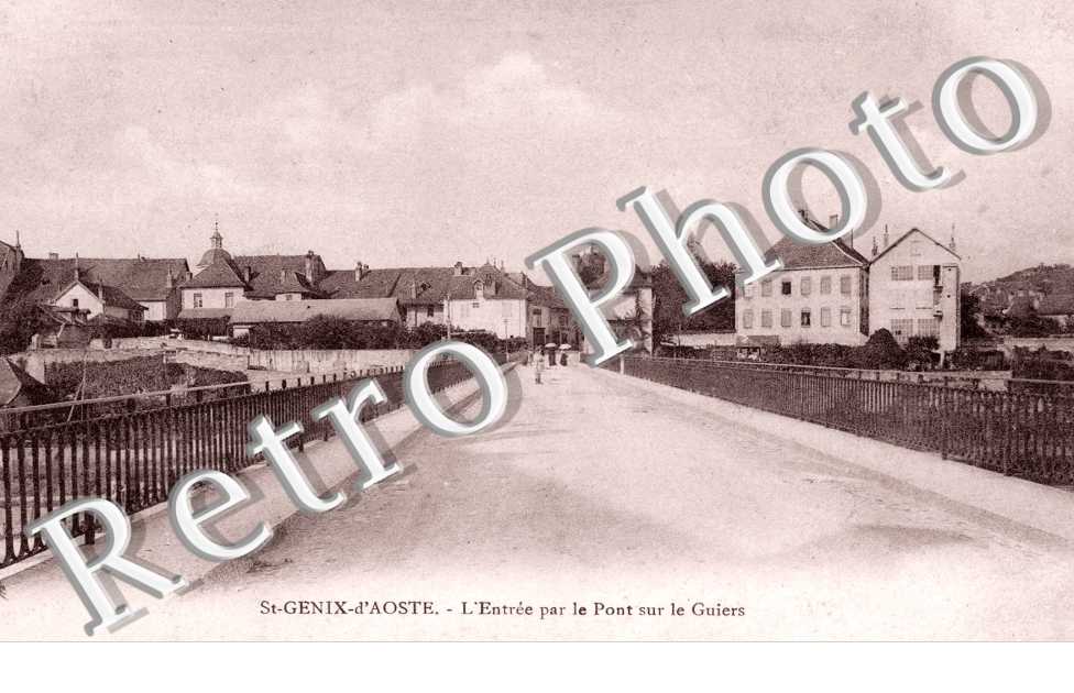 Saint Genix d'Aoste L'entree par le pont sur le Guiers