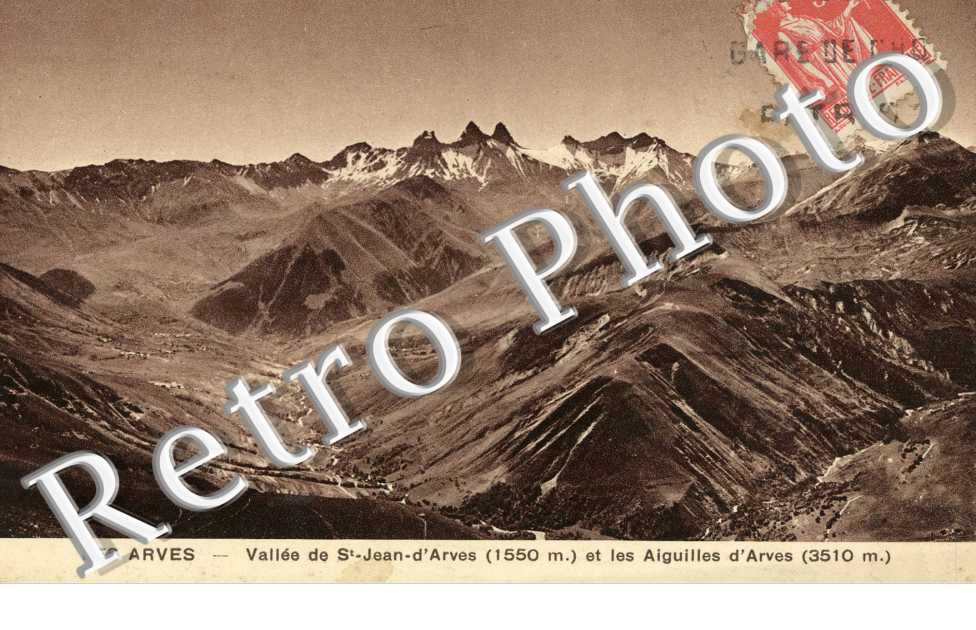 Les Arves La vallee et les aiguilles