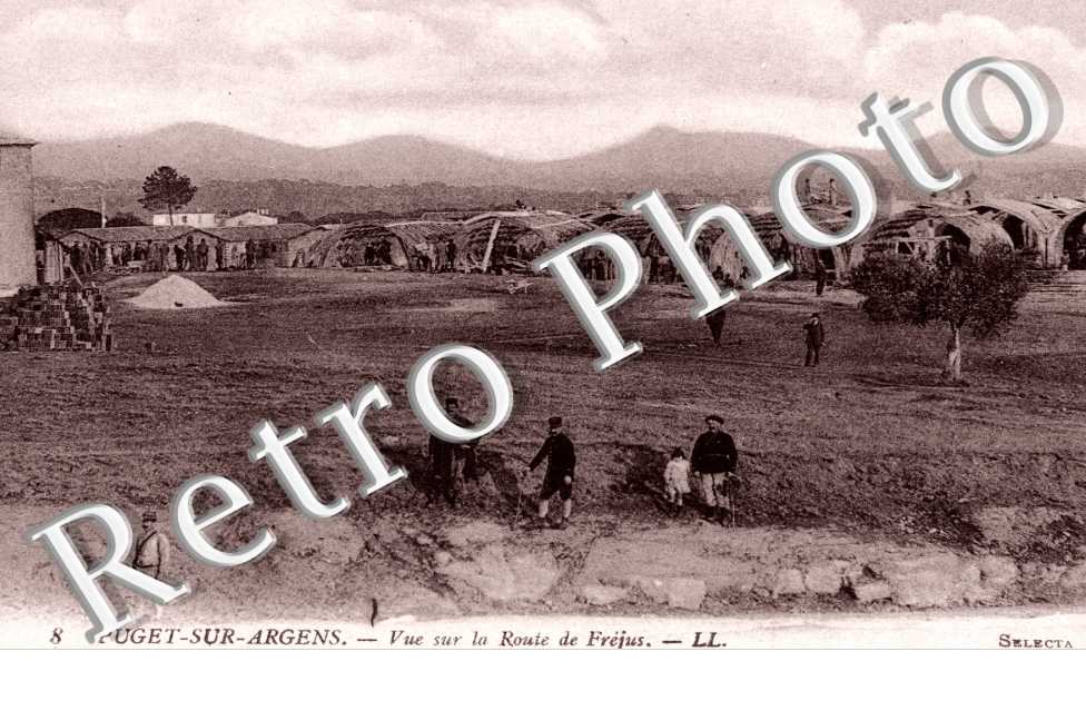 Vue sur la route de Frejus