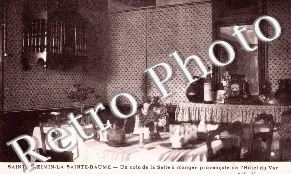 Hotel du Var - Un coin de la Salle a Manger