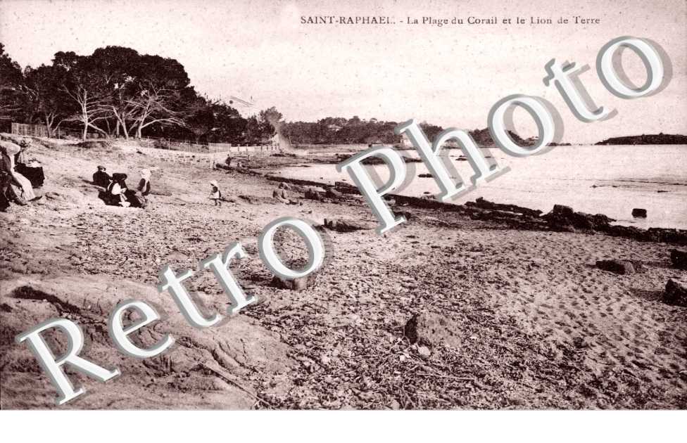 La Plage du Corail et le Lion de Terre