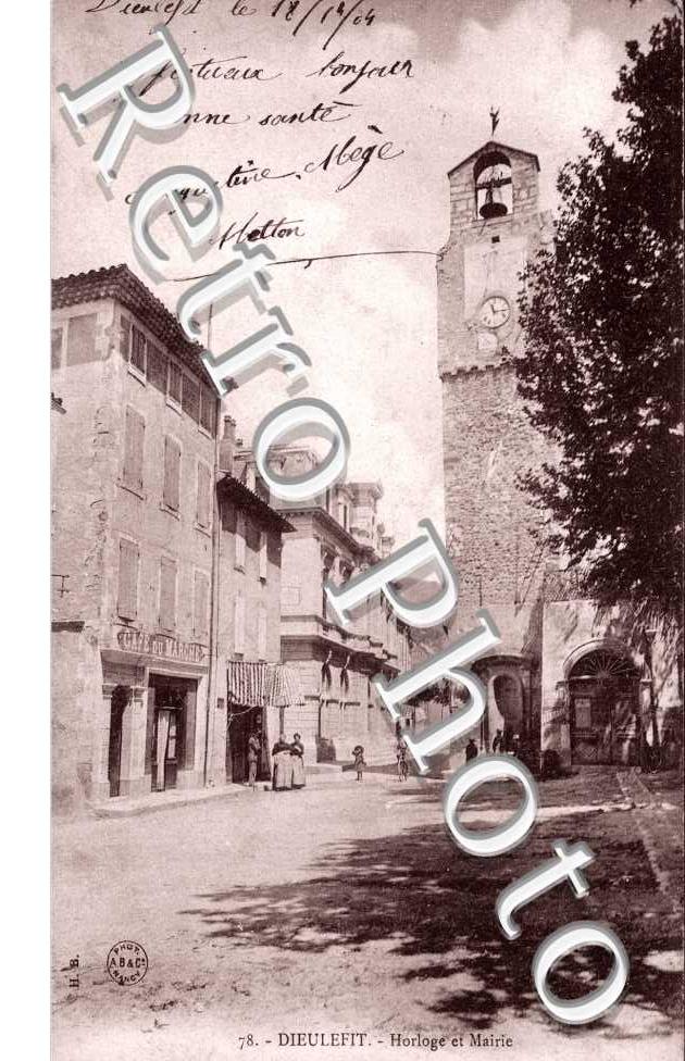Horloge et mairie