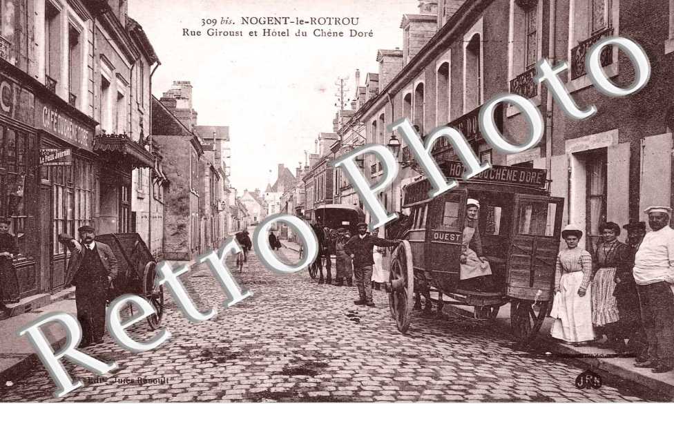 RUE GIROUST ET L'HOTEL DU CHENE DORE