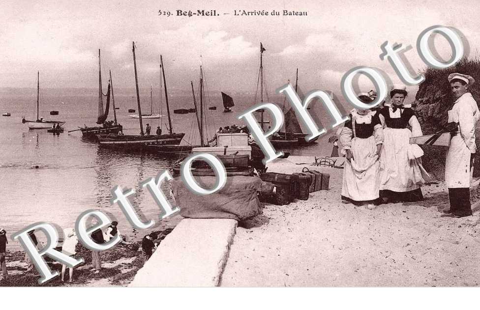 Beg Meil, l'arrivee du bateau