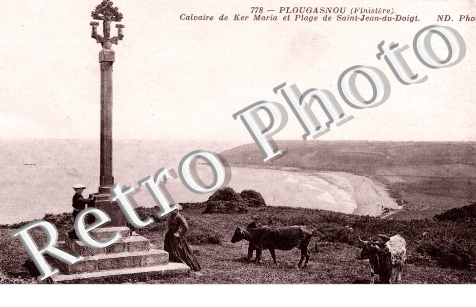 Calvaire de KER MARIA ert plage de SAINT JEAN DU DOIGT