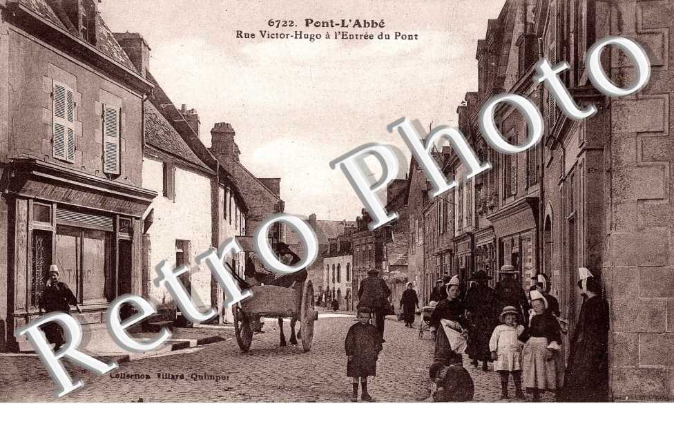 rue Victor Hugo a l'entree du pont