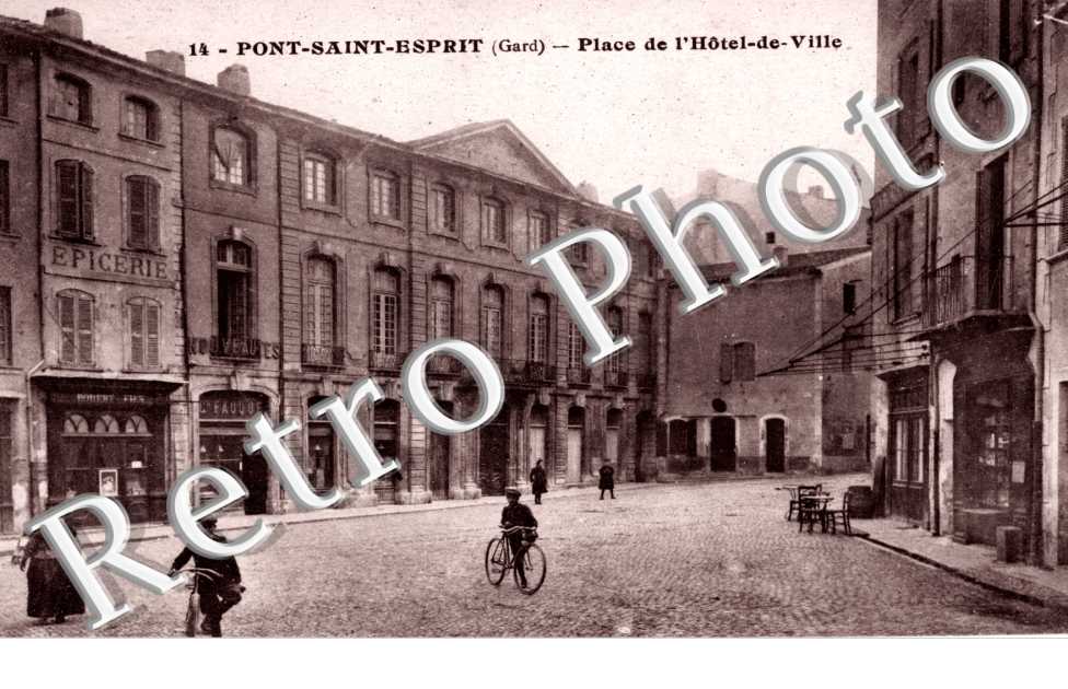Place de l'Hotel de Ville