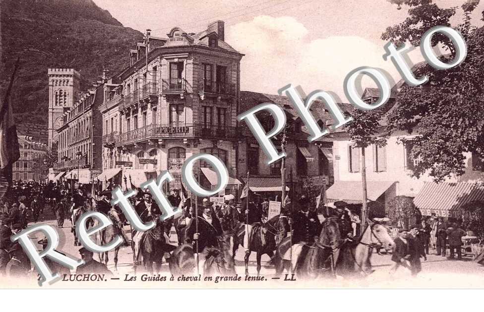 les guides a cheval en grande tenue