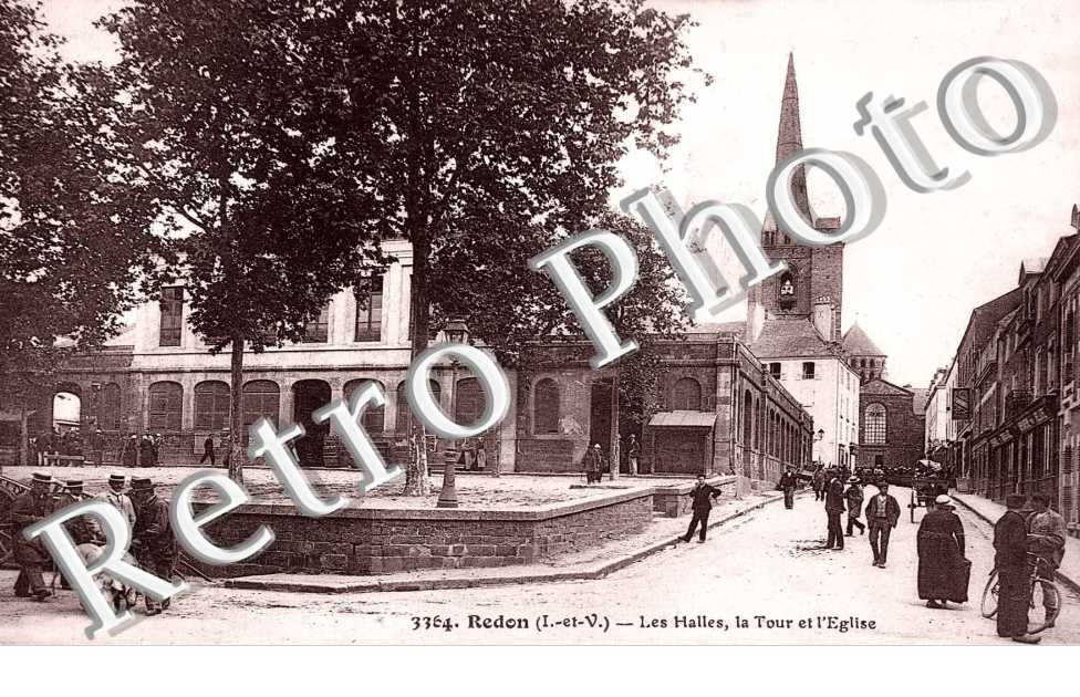 les halles, la tour et l'eglise