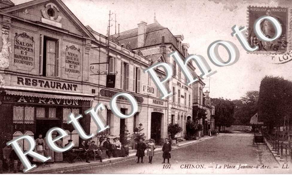 la place Jeanne d'Arc