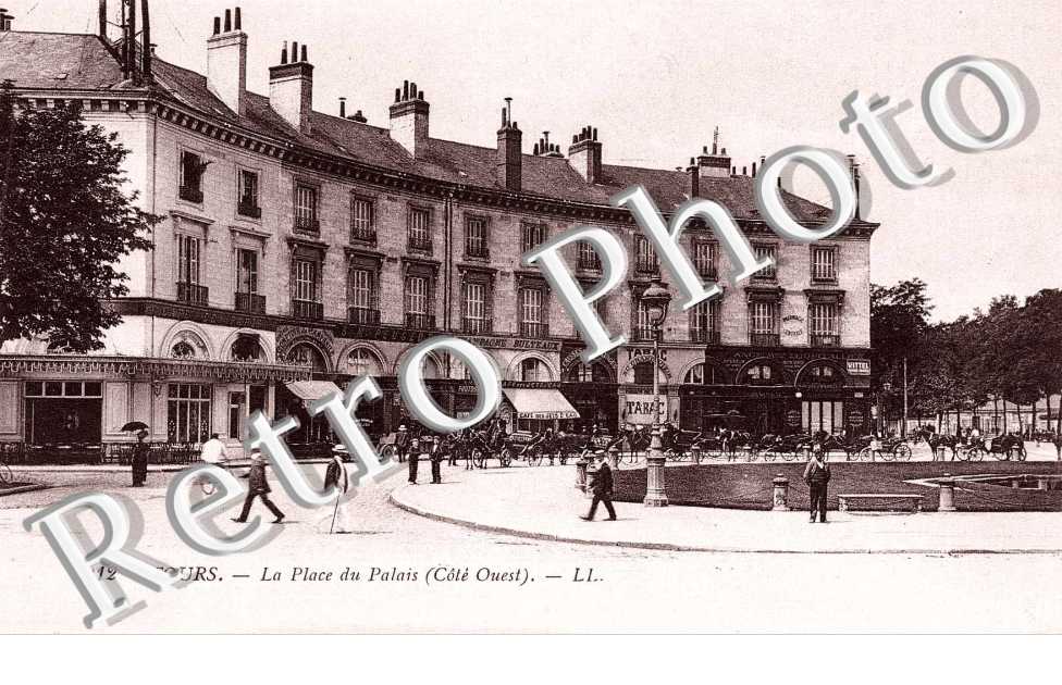 la Place du Palais