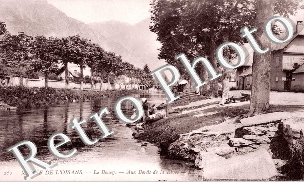 au bord de la rive