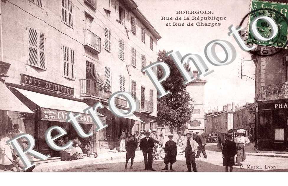 rue de la republique et rue de Charges