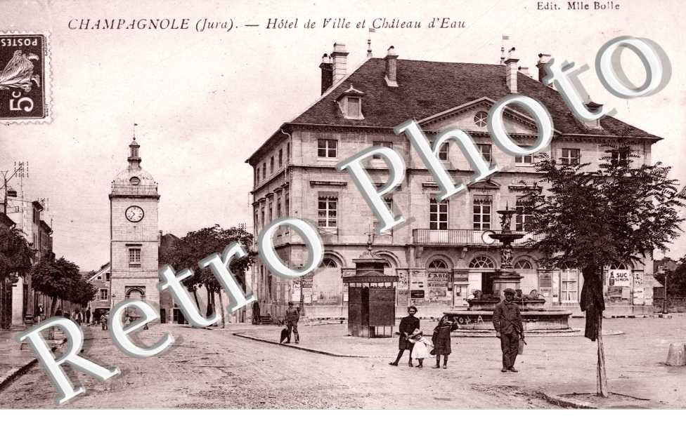 hotel de ville et chateau d'eau