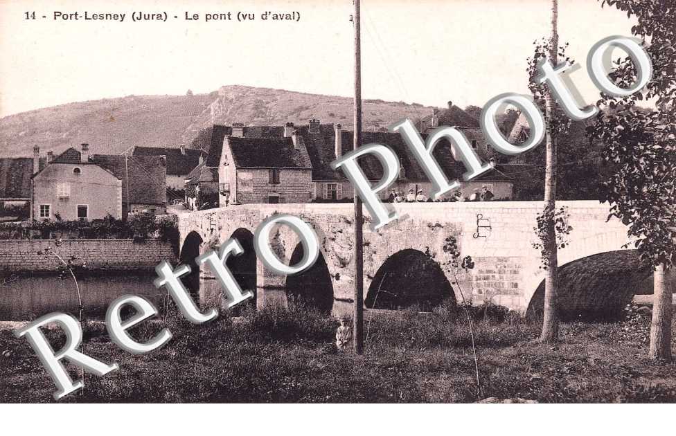 LE PONT (VUE D'AVAL)