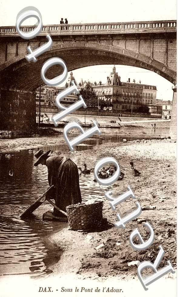sous le pont de l'Adour (laveuse)
