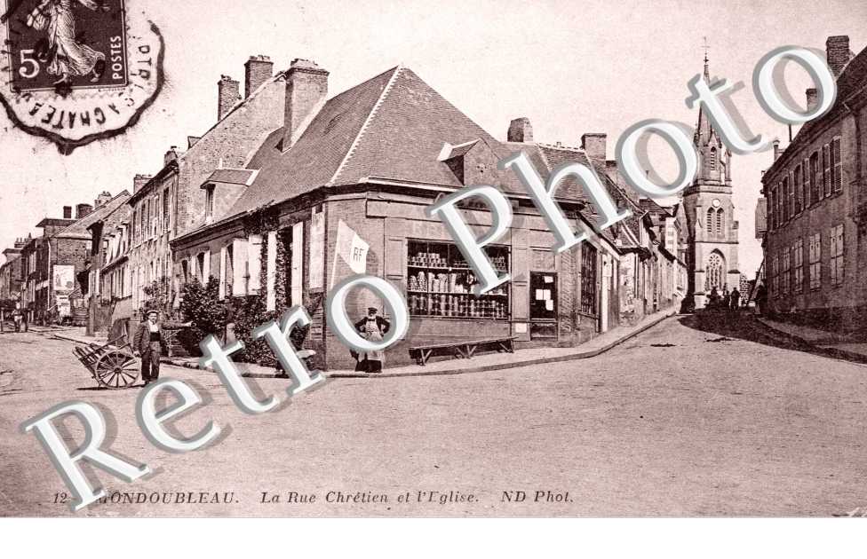 la rue Chretien et l'eglise