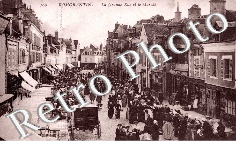 La Grande Rue et le Marche